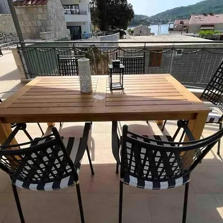 Appartement Fig And Olive 4